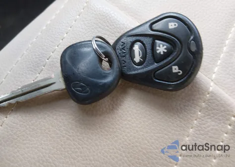 2016 Hyundai Elantra Se z USA, uszkodzony, nr VIN 5NPDH4AE4GH693423